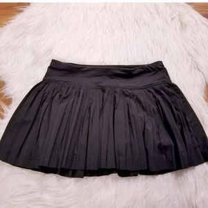 Lululemon Sz 4 “Pace Setter Skirt” Black